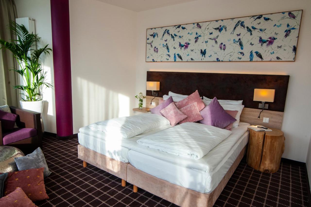 Business Class Hotel Ebersberg Exterior photo